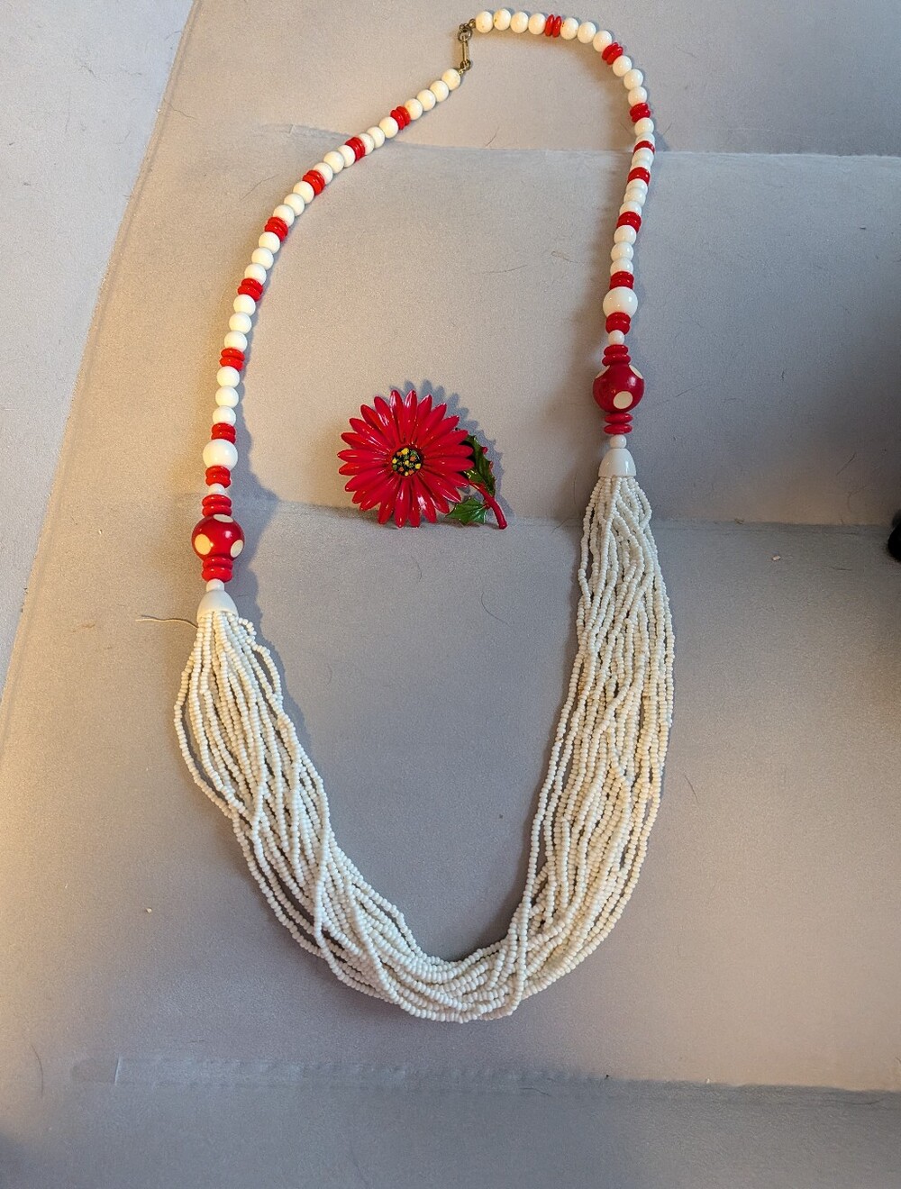 Vintage Duplaise Necklace & enamel Red daisy broach